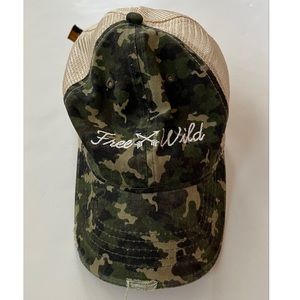 Free & Wild Women’s Camo and Leopard Print Baseball Cap One Size